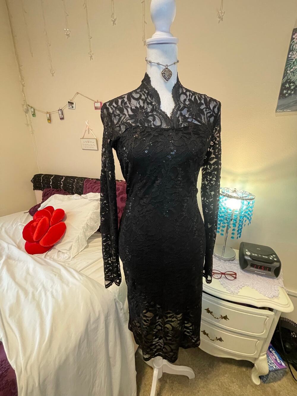 black sequin lace bodycon longsleeve dress